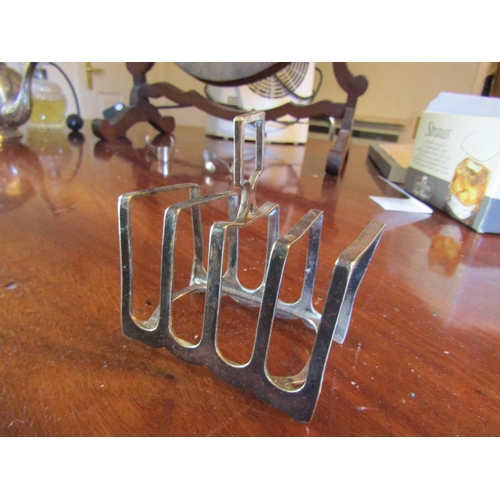 77 - Silver Edwardian Toast Rack with Integral Carry Handle