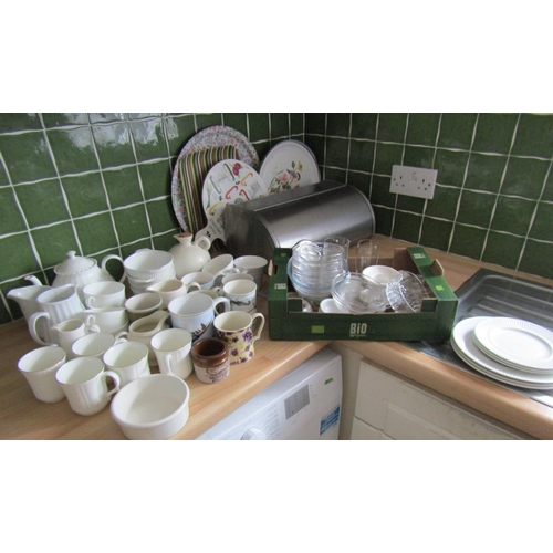 98 - Collection of Various Porcelain Ware etc Quantity As Photographed