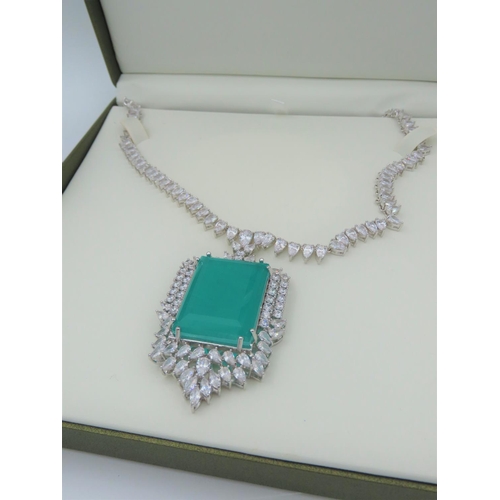 129 - Attractively Detailed Ladies Necklace with Simulated Emerald and Sapphires Hallmarked 18 Carat Fille... 