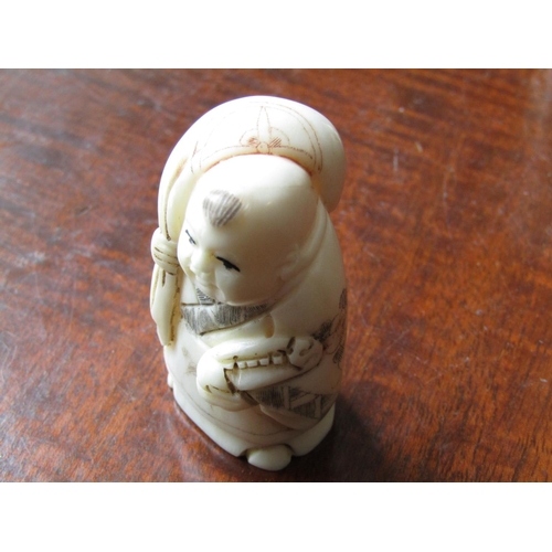 140 - Two Carved Oriental Netsuke Each Approximately 5cm High