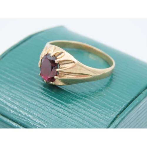 416 - Ladies Garnet Centre Stone Ring Mounted on 9 Carat Yellow Gold Ring Size Y and a Half