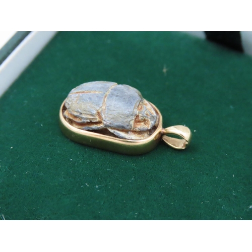 425 - 22 Carat Gold Pendant with Centre Decoration Stamped 750 Approximately Overall Length 2cm