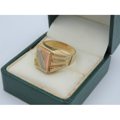 76 - Gents 18 Carat Gold Signet Ring with Rose Yellow and White Gold Panel Decoration Weight Approximatel... 