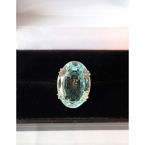 521 - Oval Cut Aquamarine Ladies Ring Circa 1960 in Fine Claw Setting Mounted on 9 Carat White Gold Band R... 