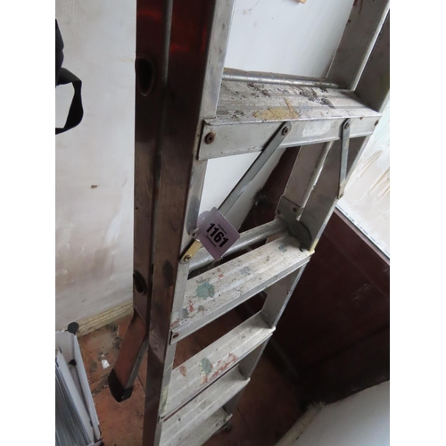 1161 - Aluminium Step Ladder Extendable 67 Inches Tall Unextended