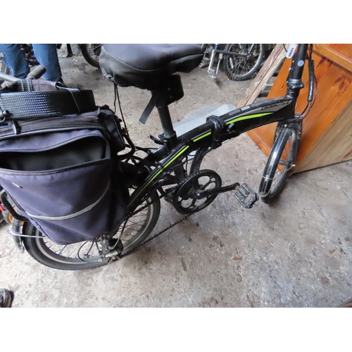 1290 - Cross City Correro Electric Folding Bicycle Lacks Charging Cables and Key etc.