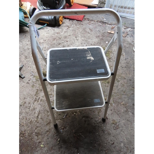 1295 - Small Two Step Folding Ladder