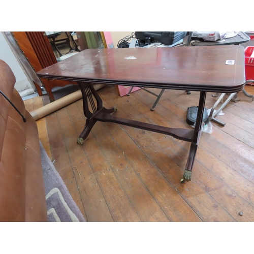 1340 - Vintage Mahogany Veneer Coffee Table 32 Inches Long x 18 Inches Wide x 20 Inches Tall