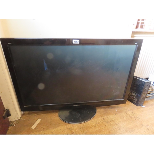 1352 - Panasonic Flat Screened 3D Full HD Television 42 Inches No Cable