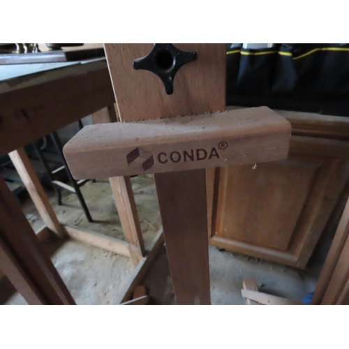 1404 - Large Conda Adjustable Artist Easel Approximately 82 Inches