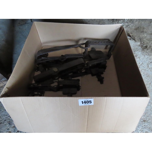 1405 - Box Containing Small Quantity of Antique Metal Traps