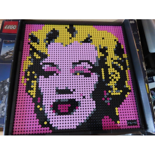 500 - Lego Set 31197 Warhol Marilyn Monroe Constructed in Original Box