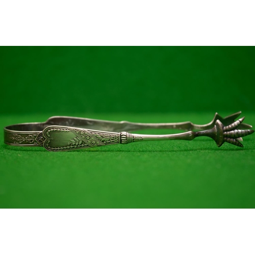 956 - Pair of Claw Form Georgian Silver Sugar Tongs