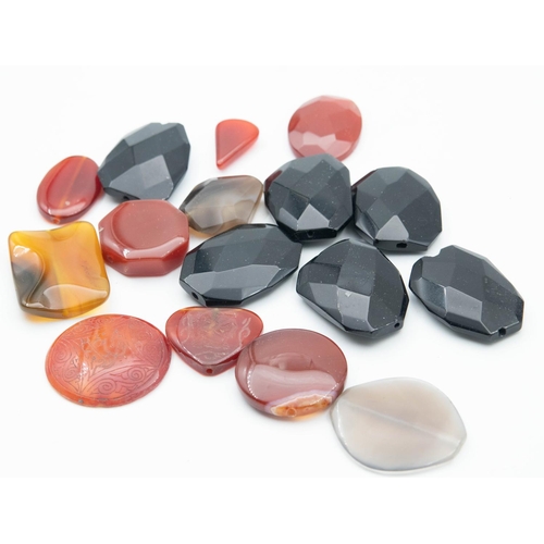 1051 - Various Agates Including Two Intaglios