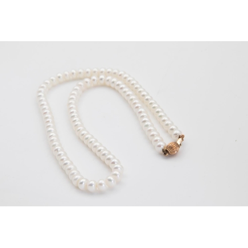 90 - Single Row Uniform Bouton Shaped Freshwater Pearl Ladies Necklace with 9 Carat Gold Safety Clasp 41c... 