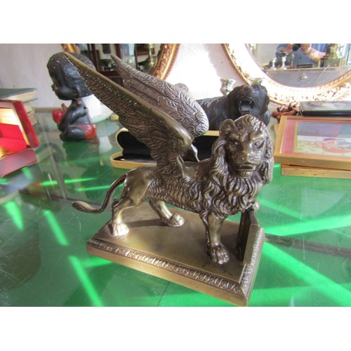 764 - Symbol of Venice Figure Winged Lion with Paw on Open Book