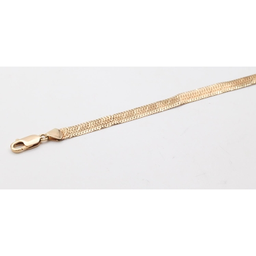 10 - 14 Carat Yellow Gold Ladies Flat Link Bracelet