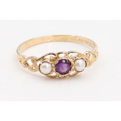 140 - Pearl and Amethyst Ladies Ring 9 Carat Yellow Gold Attractively Detailed Ring Size P