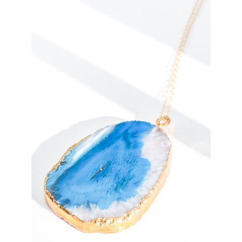 195 - Blue Agate Ladies Pendant Necklace Mounted on 9 Carat Yellow Gold Chain Attractively Stratified