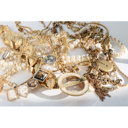 215 - Vintage Costume Jewellery Quantity As Photographed