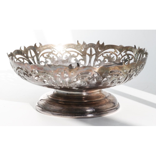 231 - Silver Dish Circular Form Plain Foliate and Scrolled Pierced Edge Decoration Hallmarked 1982