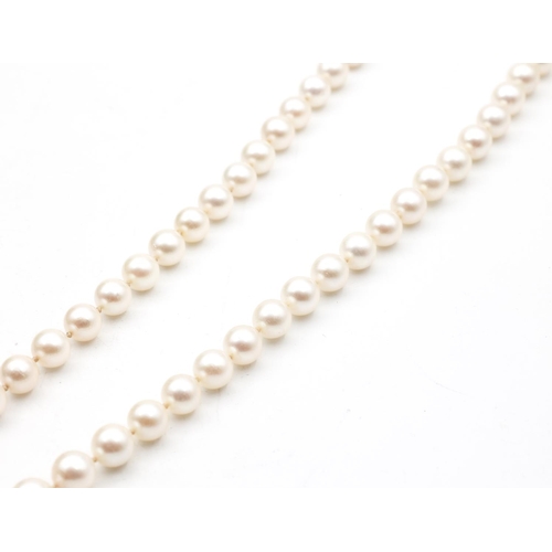 340 - 18 Carat Gold Clasp Pearl Necklace Single Strand