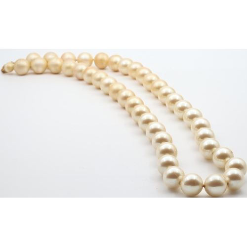 350 - Vintage Costume Pearl Necklace