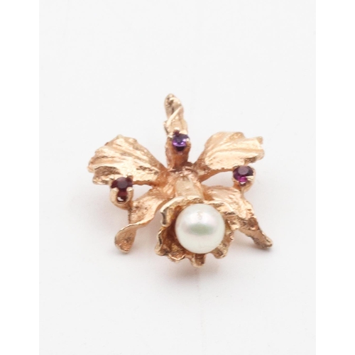 457 - 14 Carat Gold Pearl and Amethyst Set Necklace Pendant