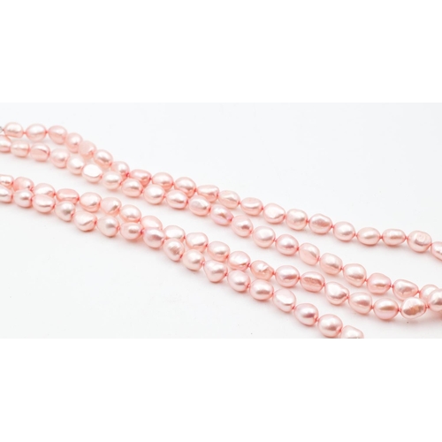 649 - Ladies Pearl Necklace Silver Lobster Claw Clasp Pink Hue