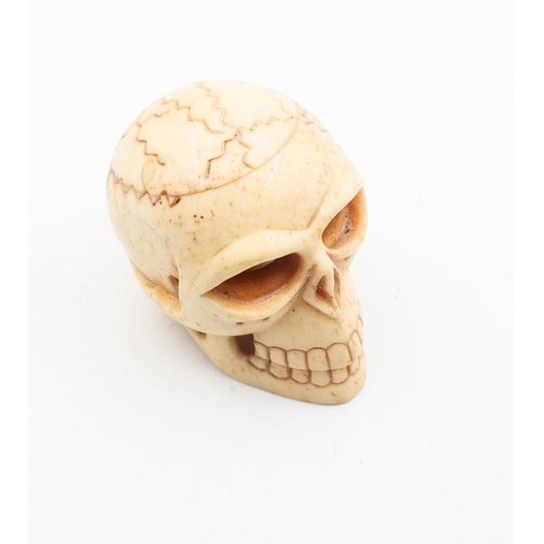 669 - Carved Momentii Morai Skull Finely Detailed Approximately 3cm Wide