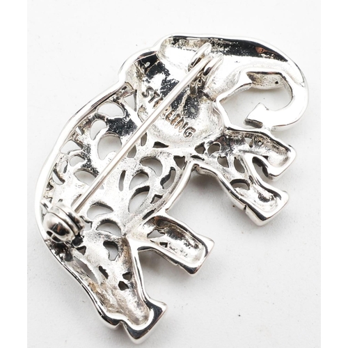 679 - Elephant Motif Ladies Brooch Pin Verso