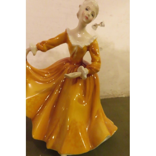 742 - Royal Doulton Two Figures Tallest Approximately 8 Inches High