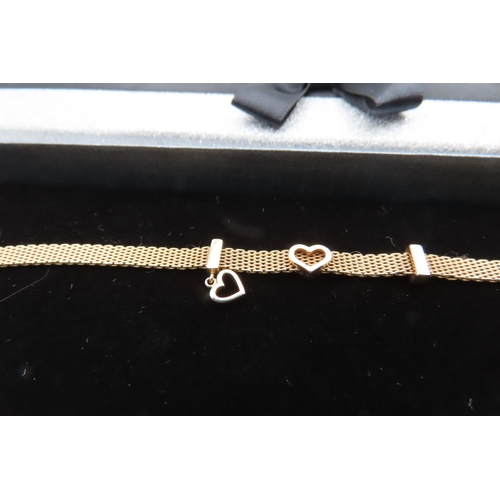 762 - 14 Carat Yellow Gold Ladies Strap Bracelet with Clasp