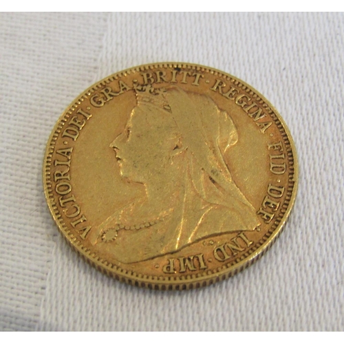 946 - Full Gold Sovereign Dated 1898