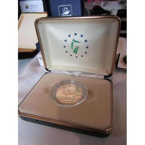 949 - Fine Gold Û50 ECU Coin Encapsulated Mint Condition in Presentation Case Minted 1990