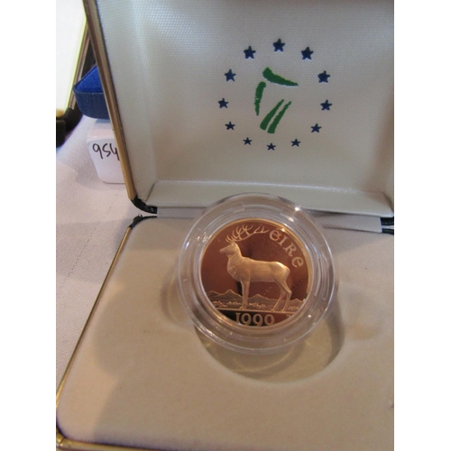 949 - Fine Gold Û50 ECU Coin Encapsulated Mint Condition in Presentation Case Minted 1990