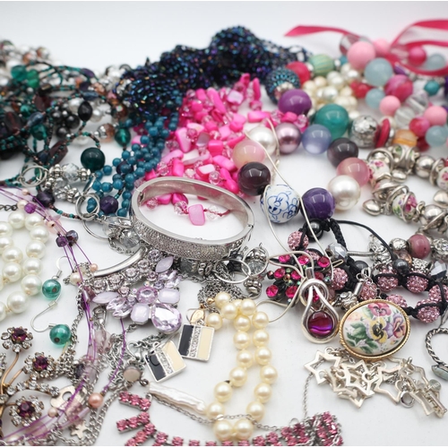 62 - Various Vintage, Costume and Other Assorted Jewellery, Quantity as Photographed