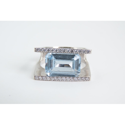 106 - Aquamarine and Diamond Set Modernist Form Vintage Ladies Ring 18 Carat White Gold Ring Size T