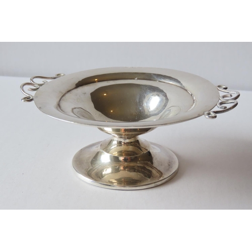 606 - Silver Pedestal Form Wine Taster