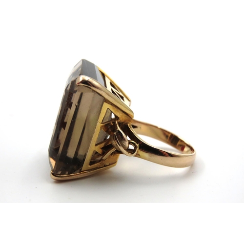 63 - Smokey Quartz Ladies Dress Ring Mounted on 9 Carat Gold Band. Smokey Quartz Carat Weight Approximate... 