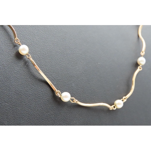 91 - 9 Carat Yellow Gold Modernist Form Link Necklace with Pearl Settings