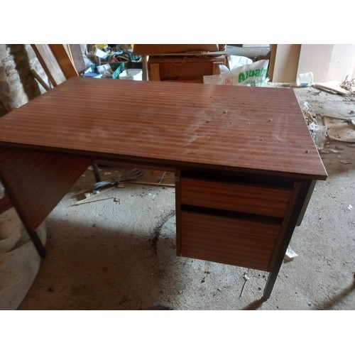 960 - Vintage Desk