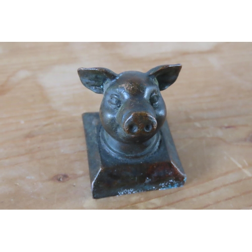 105 - Porcine Desk Seal Bronze Possibly Chinese Approximately 2 Inches Square