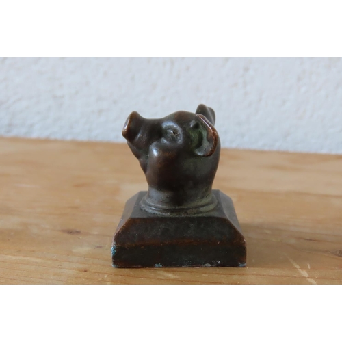 105 - Porcine Desk Seal Bronze Possibly Chinese Approximately 2 Inches Square