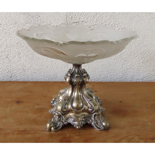 121 - Antique Silver Plated Table Centre Piece Crystal Well with Crystal Bowl Approximately 9 Inches Wide ... 