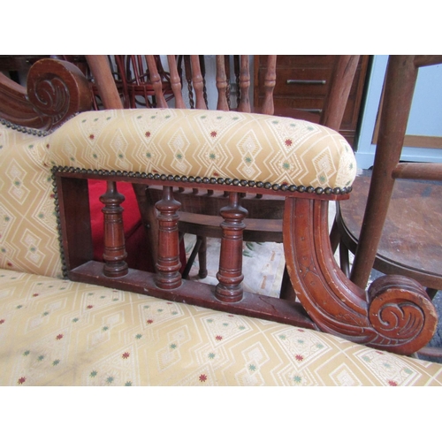 87 - Victorian Mahogany Chaise Lounge Carved Rail Back above Further Turned Supports Approximately 6ft 6 ... 