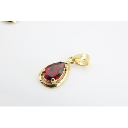 152 - Pair of 8 Carat Yellow Gold Ladies Earrings Garnet Set with Matching Necklace Pendant 9 Carat Yellow... 