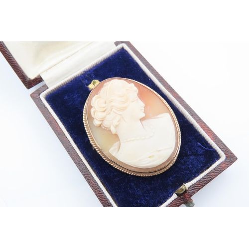 187 - 9 Carat Gold Mounted Ladies Cameo Brooch Approximately 4cm High