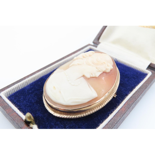 187 - 9 Carat Gold Mounted Ladies Cameo Brooch Approximately 4cm High