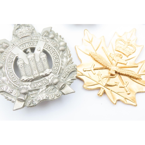 97 - Various Military Badges Quantity As Photographed